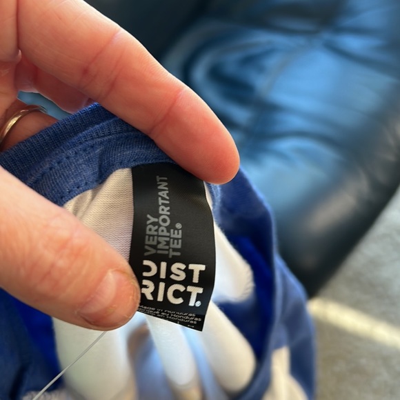 Size medium ballpark buns, and rolls T-shirt classic three-quarter length sleeve - Picture 4 of 6